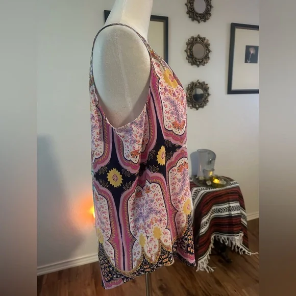 Rose & Olive Sleeveless Bohemian Tunic - Picture 5 of 7